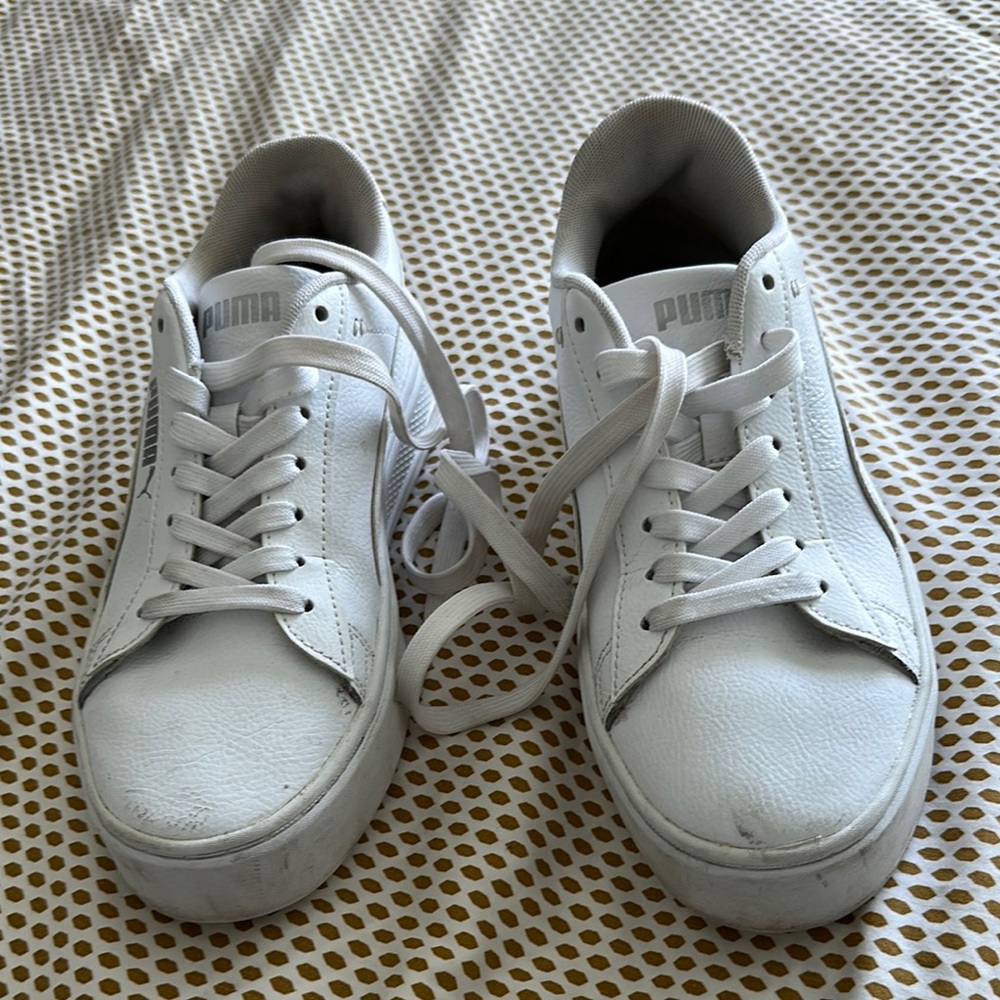 Puma White Sneakers Low-Top Canvas